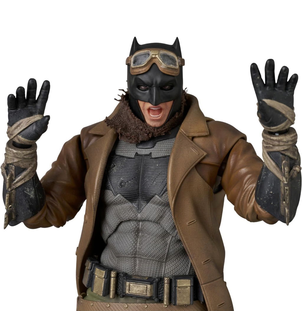 Medicom Toy MAFEX No.253 Knightmare Batman – The Nightmare Batman