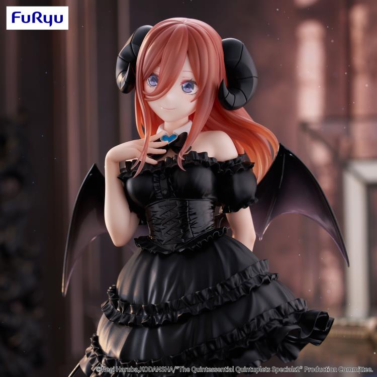 Furyu The Quintessential Quintuplets BiCute Dark Miku Nakano Figure