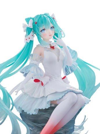 Banpresto Evolve Clearluxe Hatsune Miku (Clione) Figure – Vocaloid