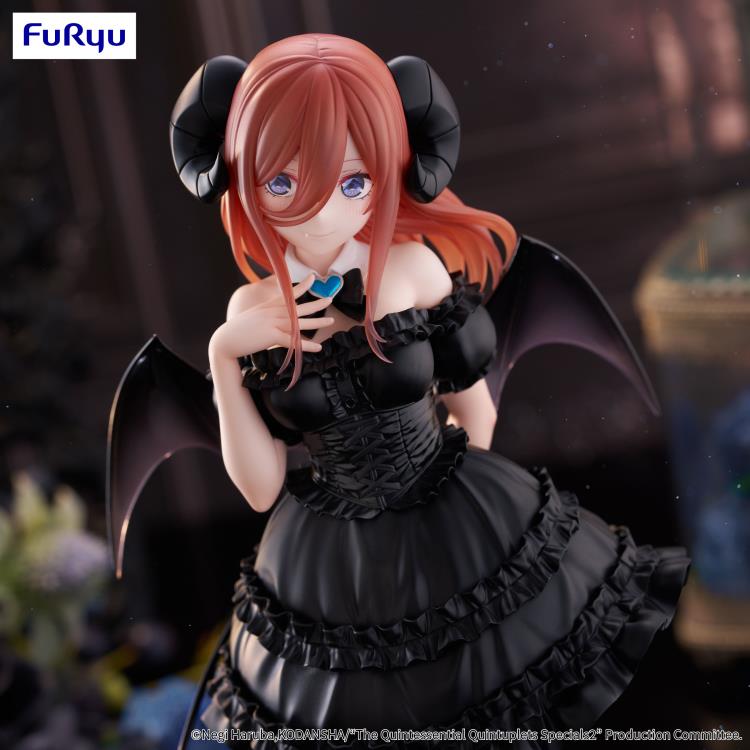Furyu The Quintessential Quintuplets BiCute Dark Miku Nakano Figure