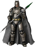 Medicom Toy MAFEX No.313 Armored Batman Ver.1.5 – Batman v Superman: Dawn of Justice