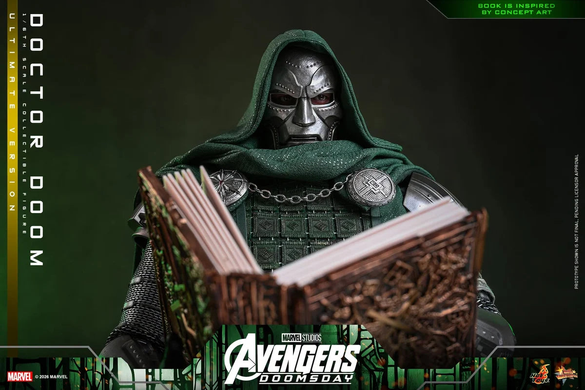 Doctor Doom (Ultimate Version) — 1/6 Scale Figure by Hot Toys