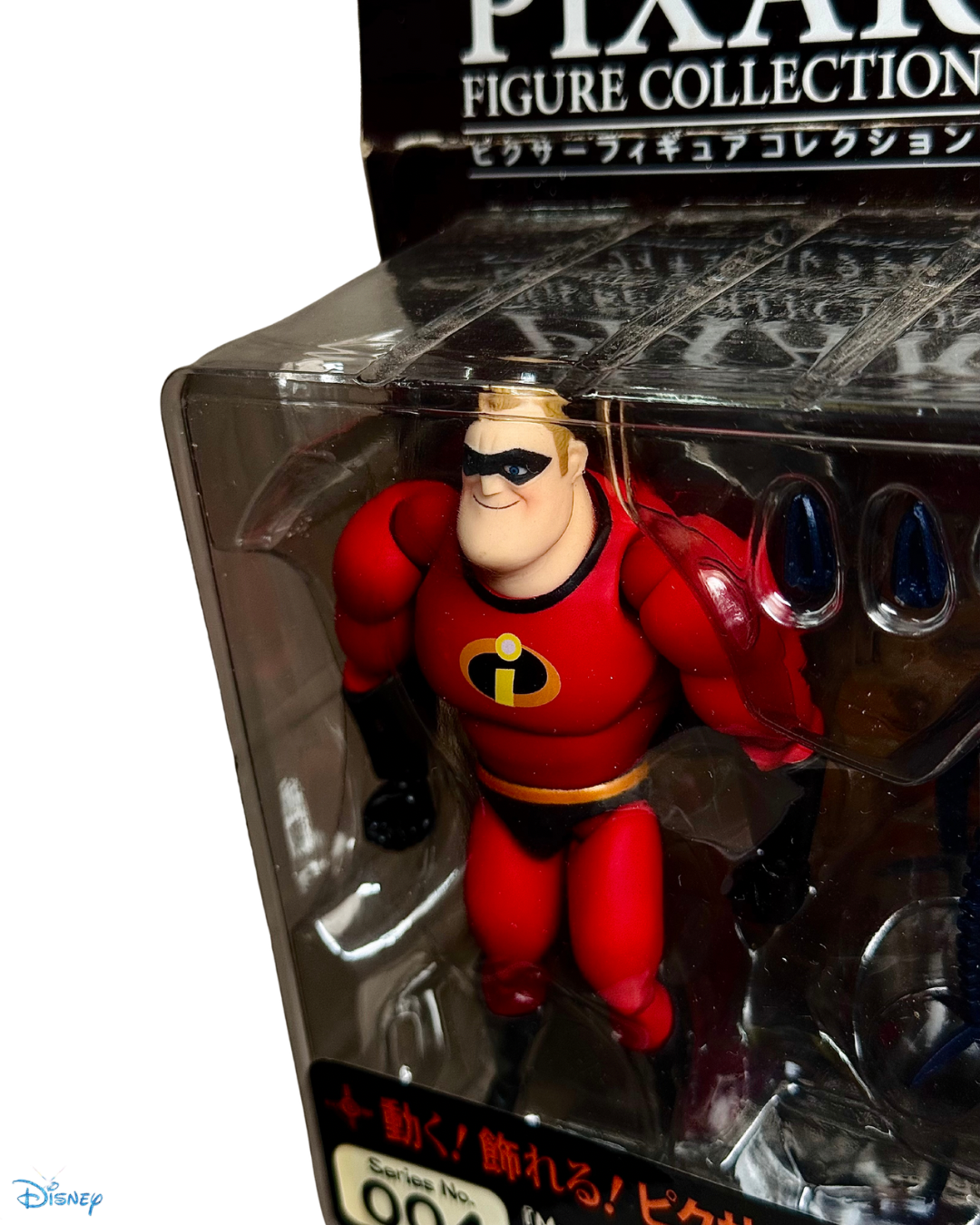 Kaiyodo Revoltech Pixar Figure Collection No. 004 Mr. Incredible Action Figure – 2012