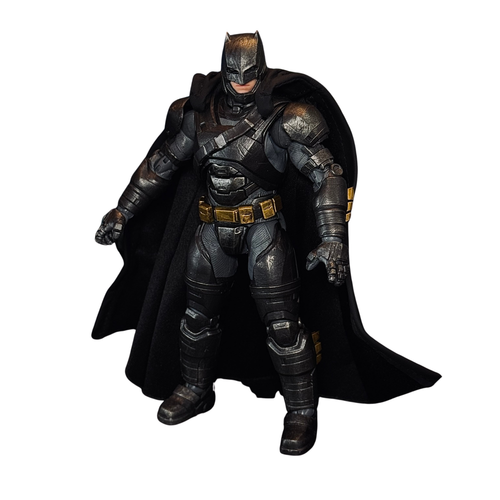 DC Collectibles Batman Battle Armor – Batman v Superman: Dawn of Justice
– Loose / without box